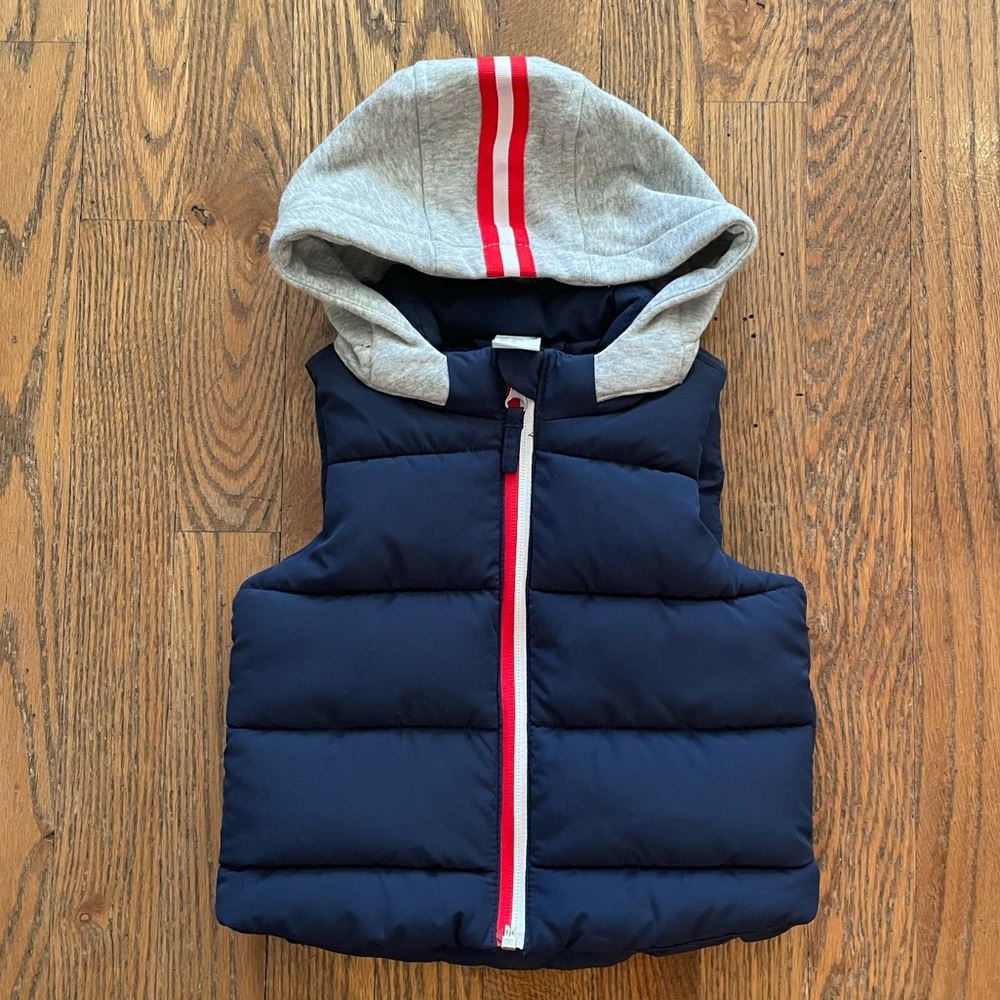 H&M baby boys puffer vest 4-6mos